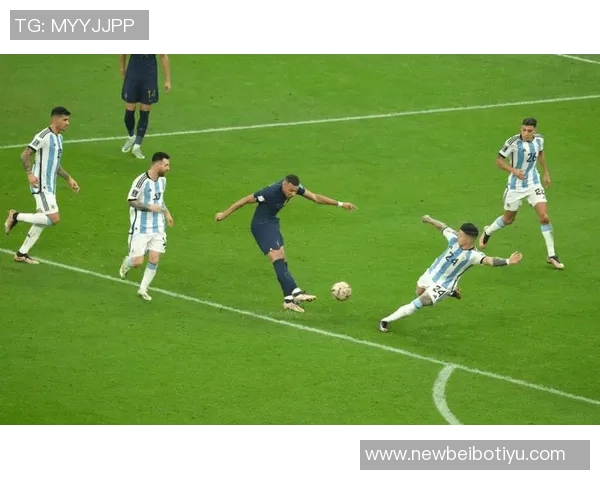 小迈克尔波特半场表现惊艳8中6三分3中3独揽18分助力球队争胜